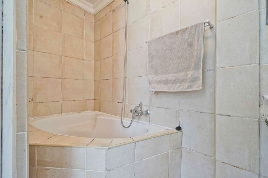 5 Bedroom Property for Sale in Vincent Eastern Cape